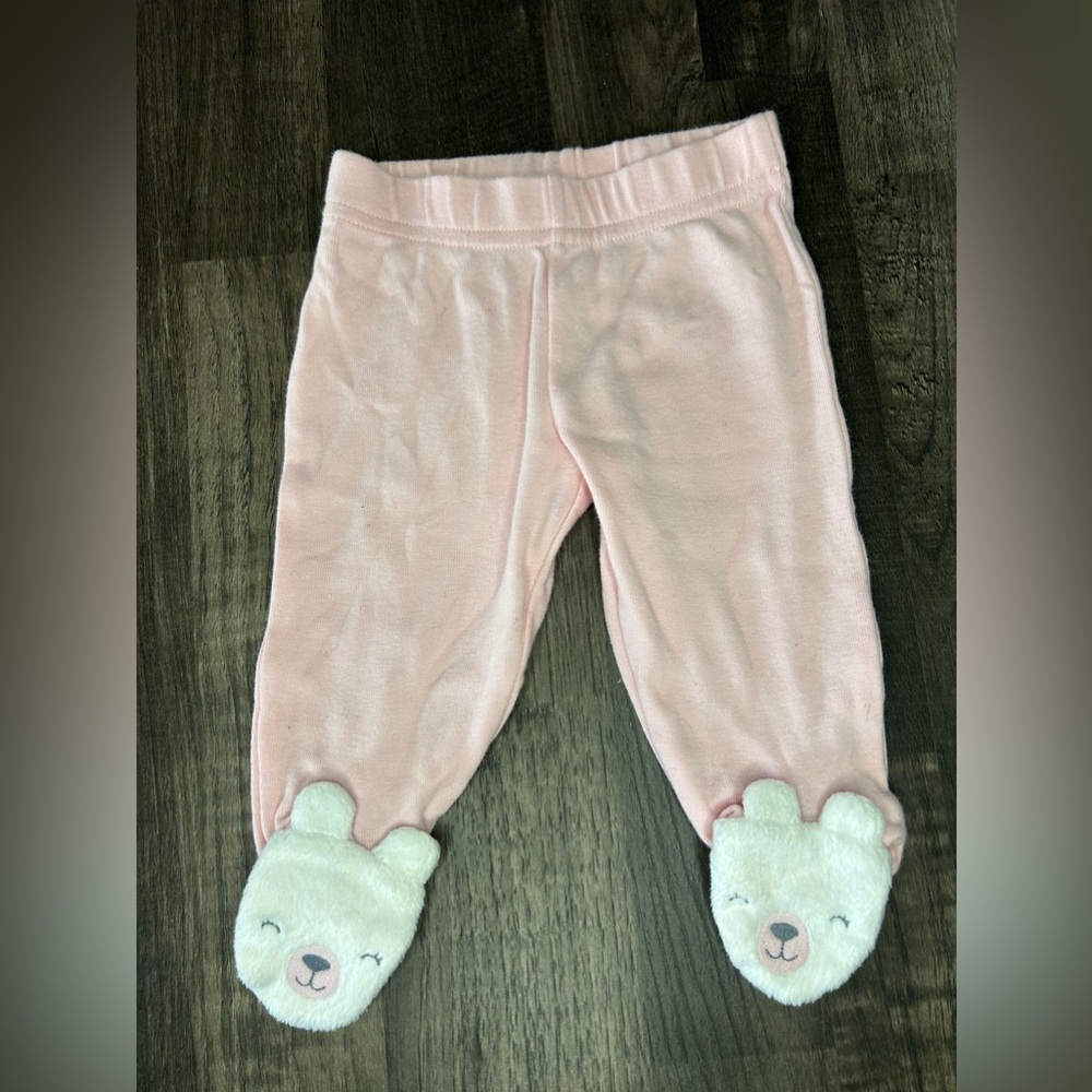 🌵bundle to save 🌵Carters Baby girl pink bear footie pants size 3 months